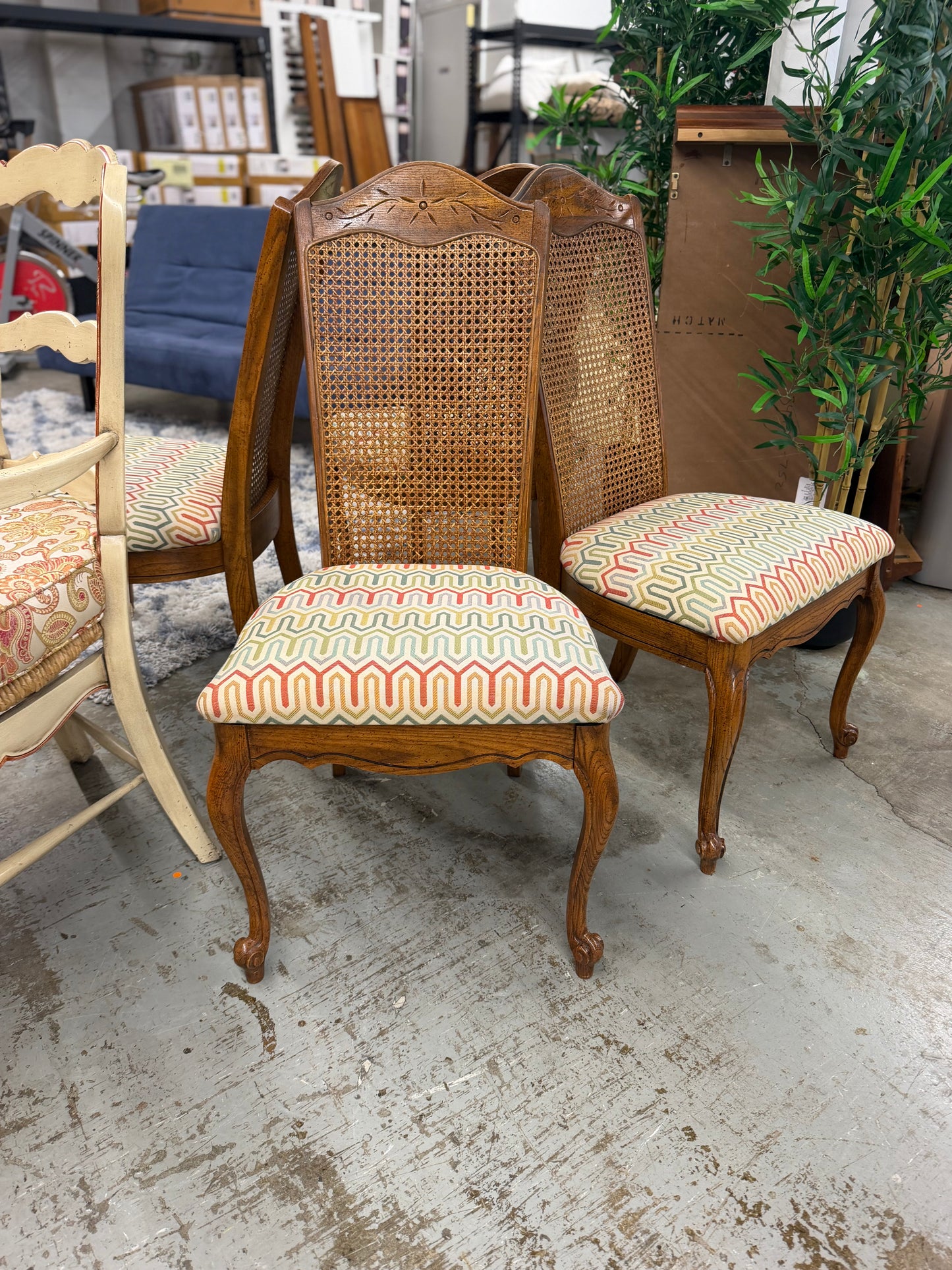 Set of 4 Armless Dining Chairs *donated