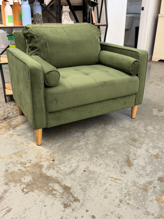 Olive Velvet Lifestyle Solutions Accent Chair Retail: $208