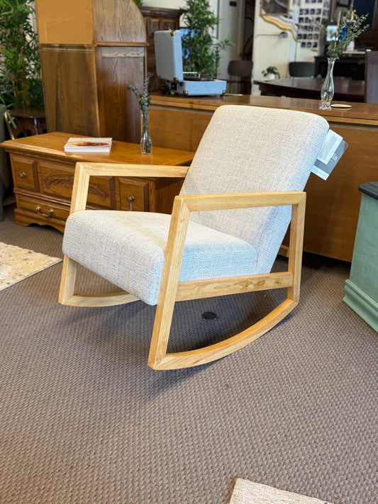 Falcon Accent Chair Retail: $304