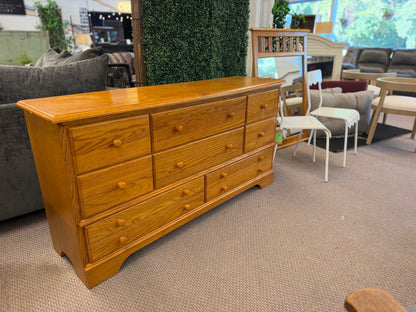 Wood Dresser Drawers in Excellent Condition *donated