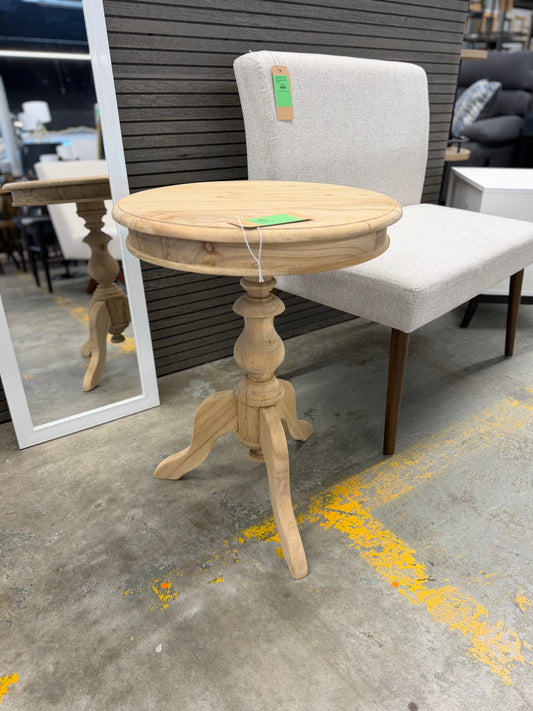 East at Main 25" Promenade Round Side Table Tan — Retails $164.99