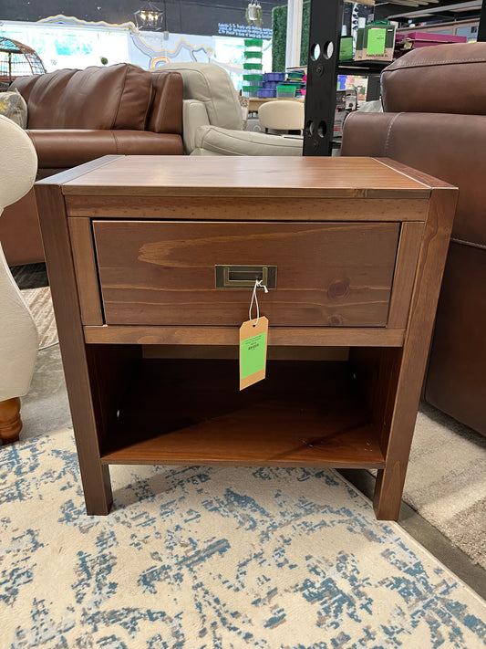 Lydia 1 Drawer Classic Solid Wood Nightstand - Walnut Retail $155