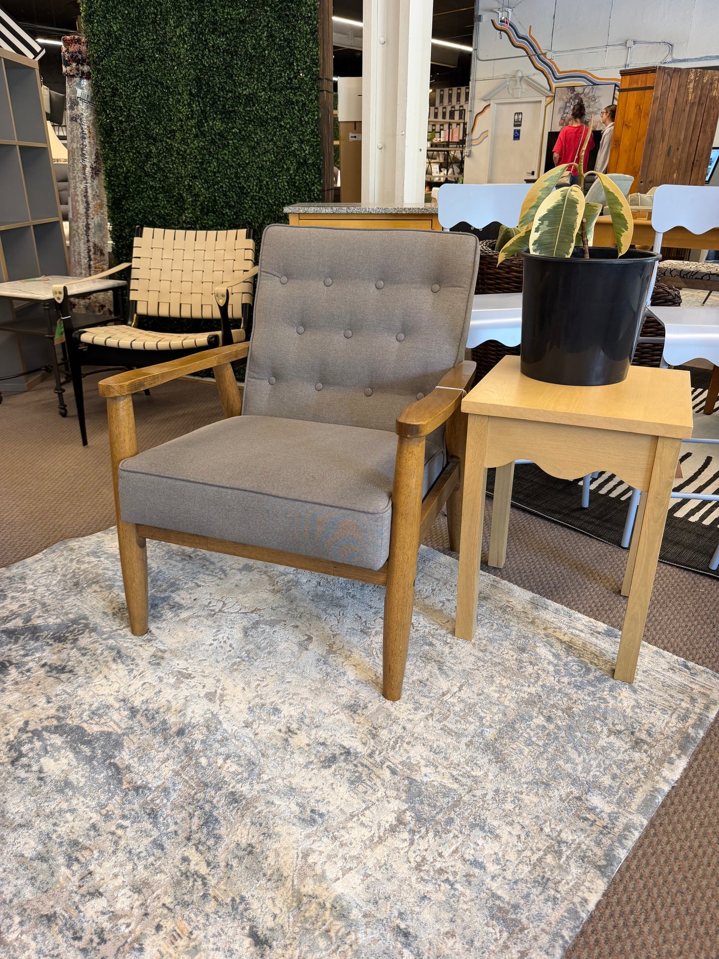 Sorrento Mid Century Chair Retail: $209