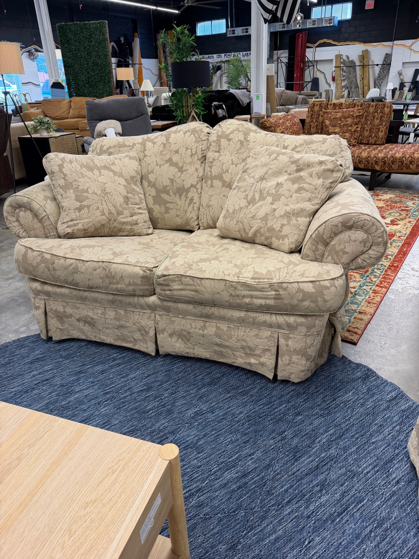 Loveseat *donated