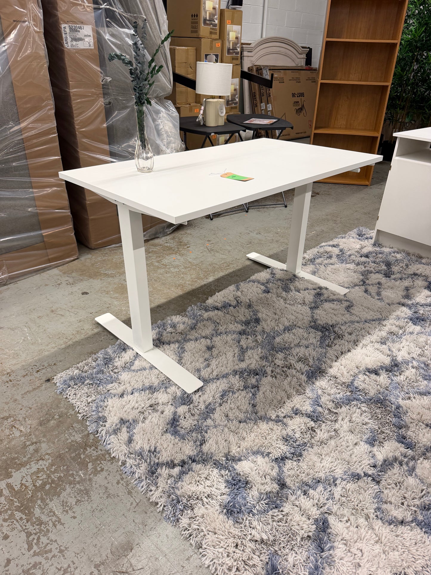 Adjustable Height Desk *donated USED CONDITION