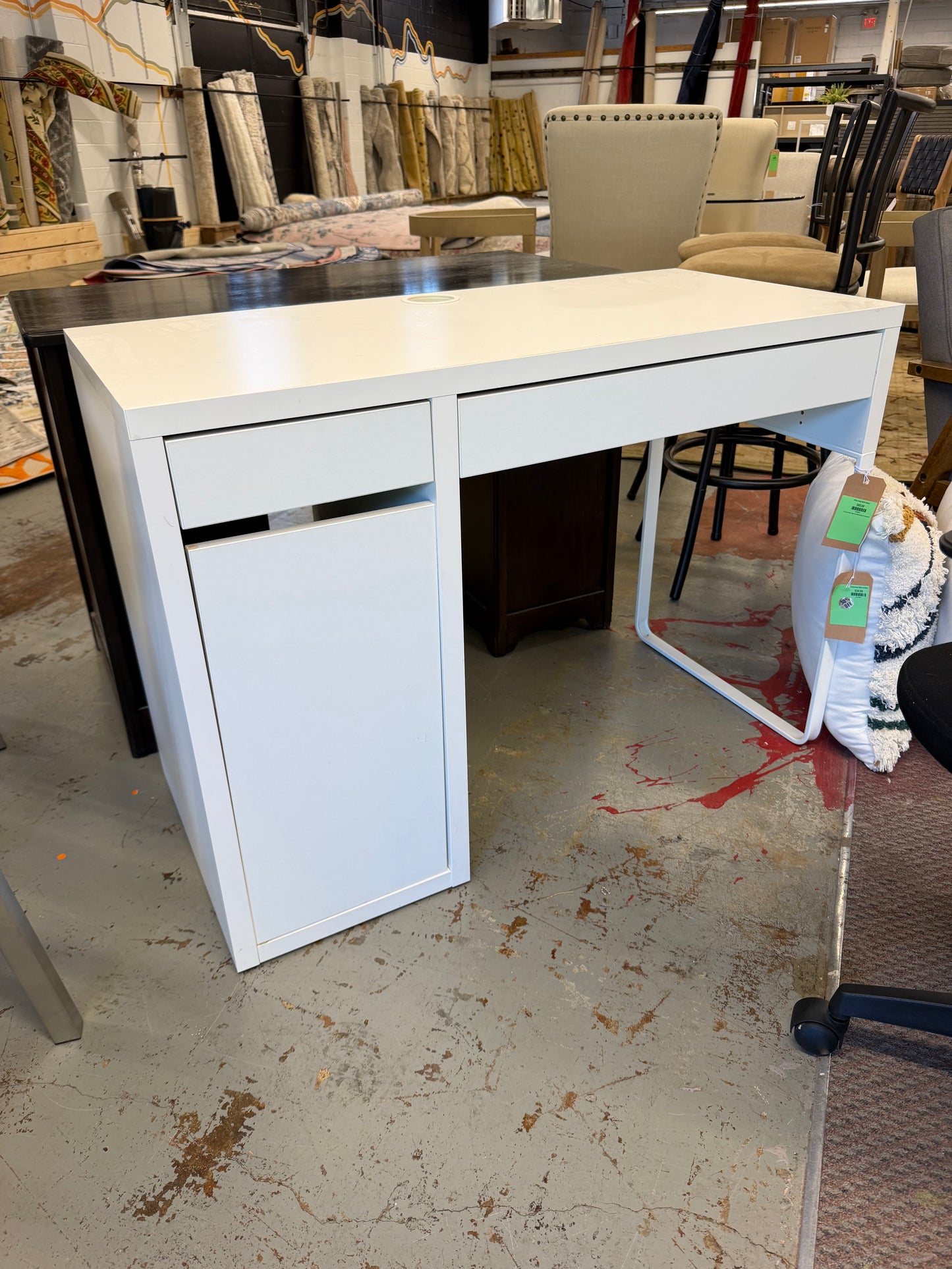 White Desk With Shelves