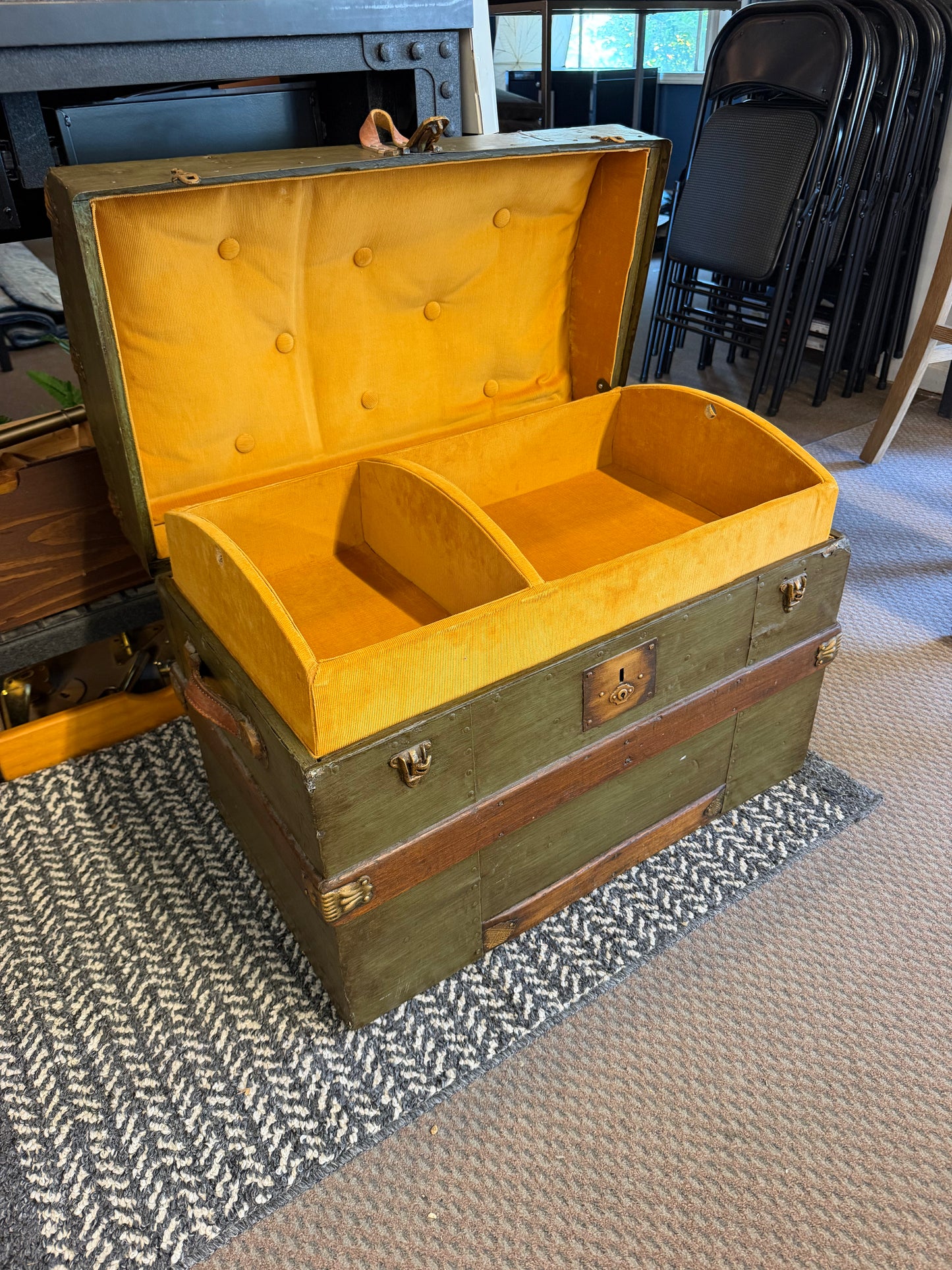 Vintage Storage Chest *donated