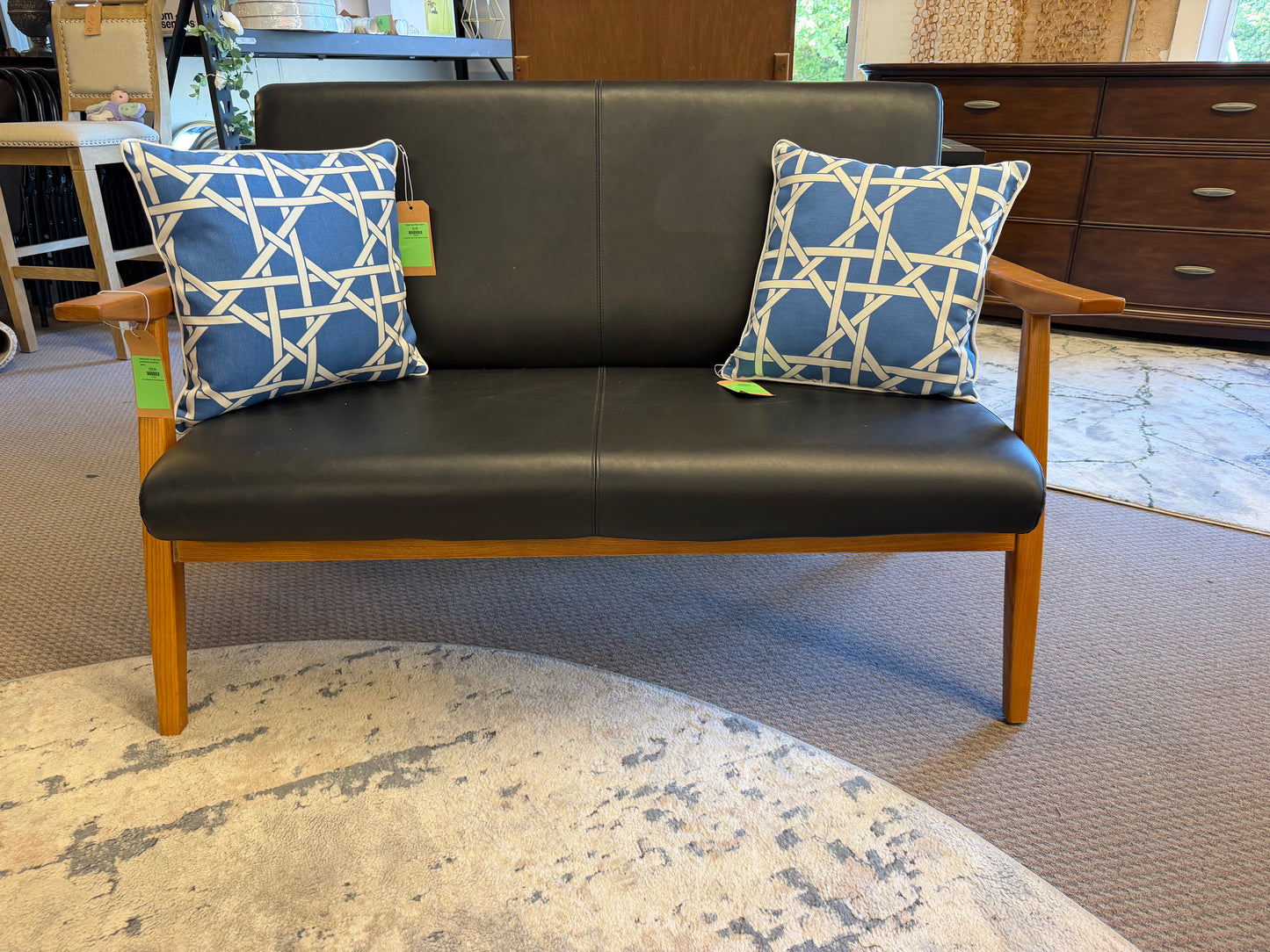 Manhattan Comfort Faux Leather 2 Seater Loveseat Black/Brown Retail: $600+ *donated