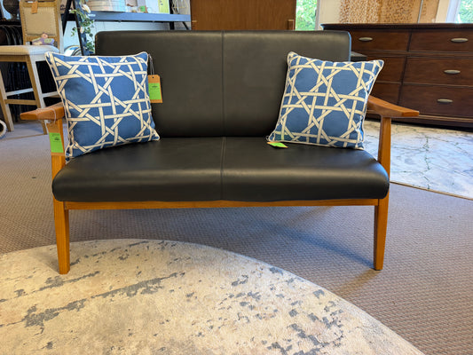 Manhattan Comfort Faux Leather 2 Seater Loveseat Black/Brown Retail: $600+ *donated
