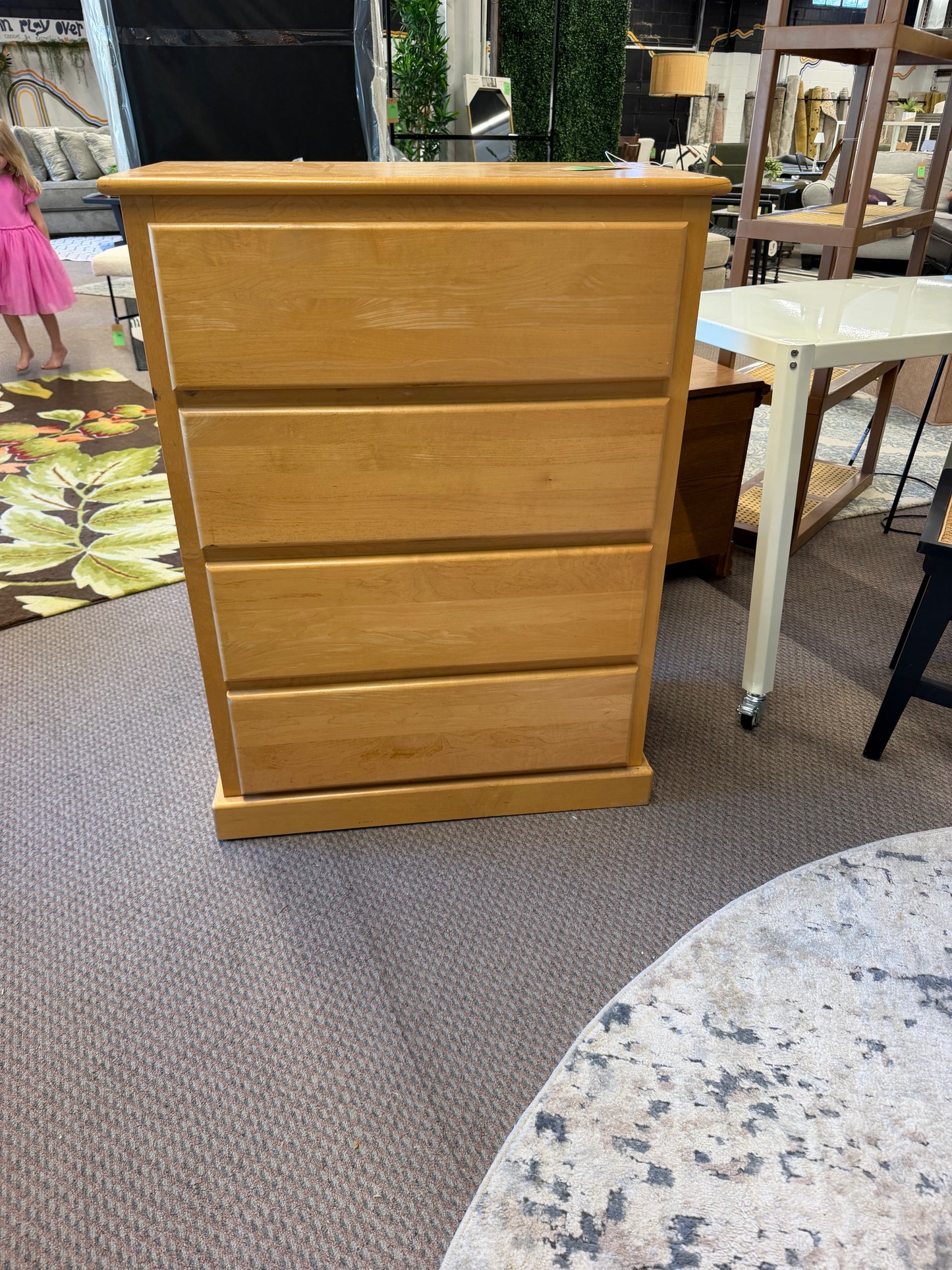 4 Drawer Dresser *donated AS IS DRAWERS