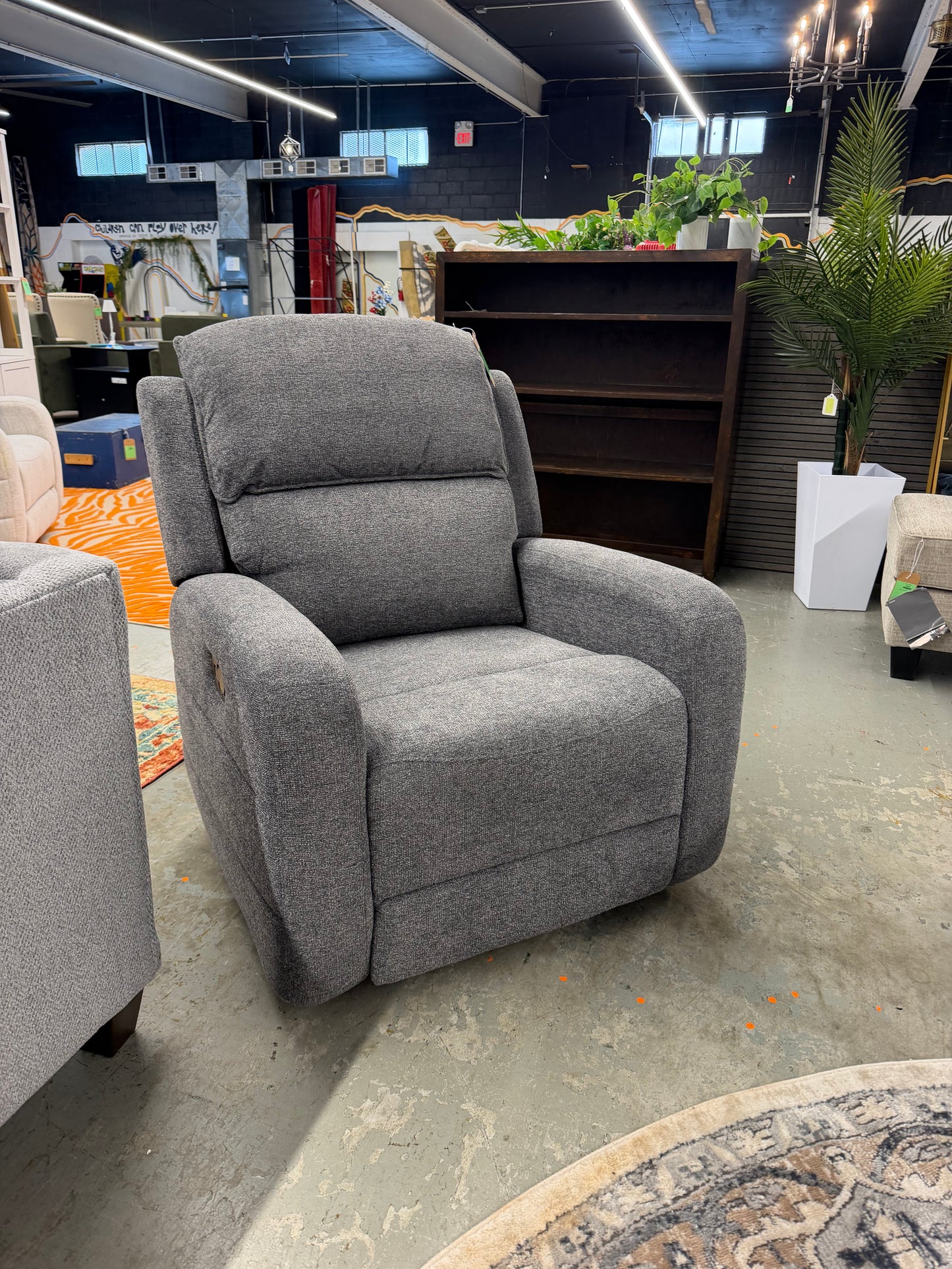 Gray Latitude Run Recliner