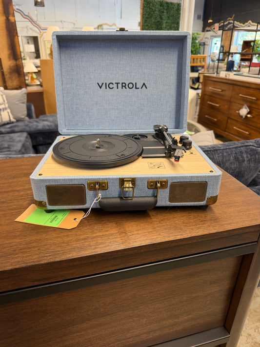 Victrola Porter Suitcase Record Player Retail: $79