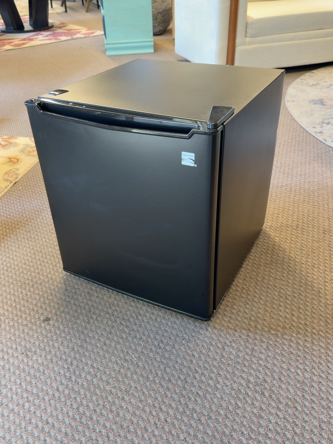 Kenmore mini fridge front and side view showing dents and scuffs