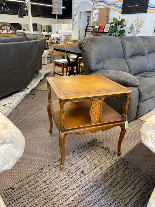 Accent table *donated