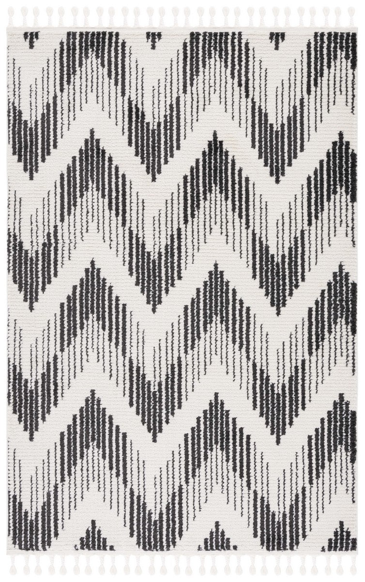 5 x 7 Area Rug SAFAVIEH Moroccan Tassel Ivory / Black | ID 14429
