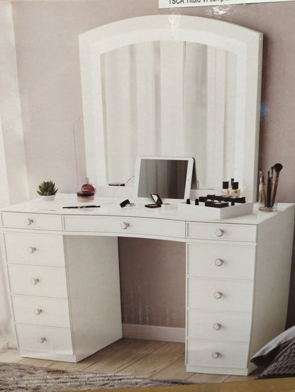 Heidi Vanity (Retail: $500)