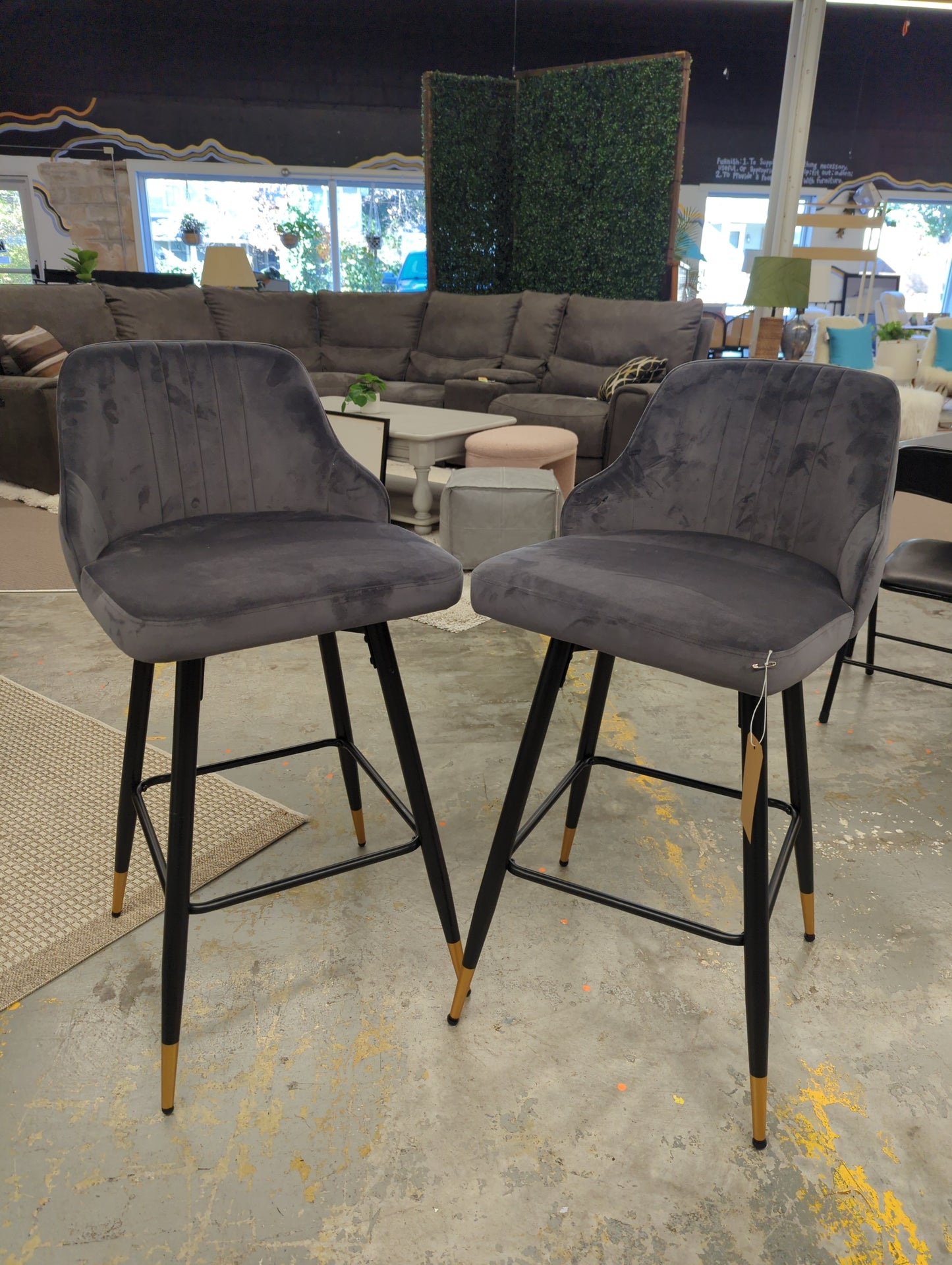 Swivel Velvet Upholstered Counter & Bar Stool (Retail Price: $188)